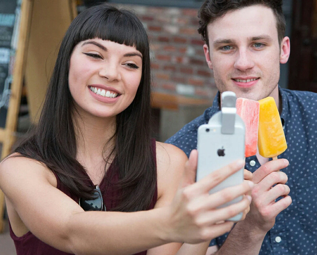 Selfie Illuminating Cellphone Lens