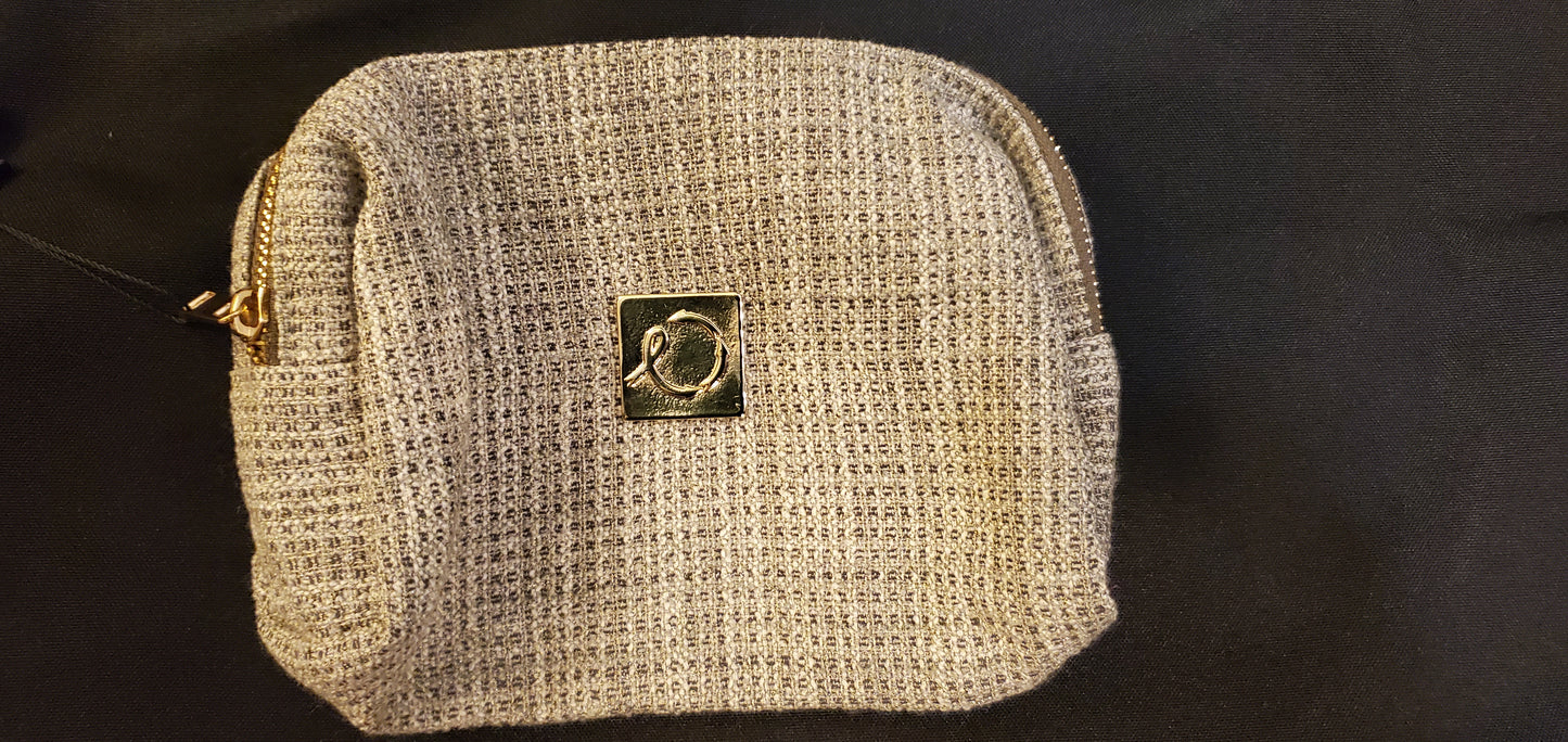 The Nadia Pouch